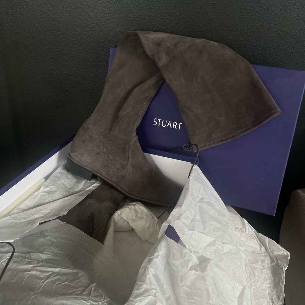 STUART WEITZMAN LOWLAND SUEDE OVER THE KNEE BOOT - NWT